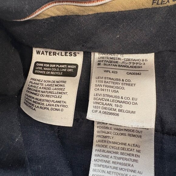 Dockers Mens Classic Fit Signature Navy Khakis Flex Comfort W42 L32 - Picture 6 of 14